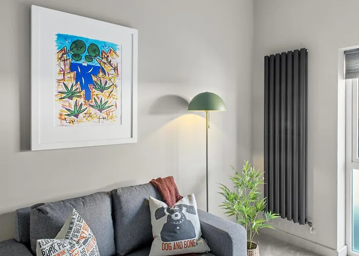 Brand New 1-Bed Flat Steps From Clifton Ntu Campus