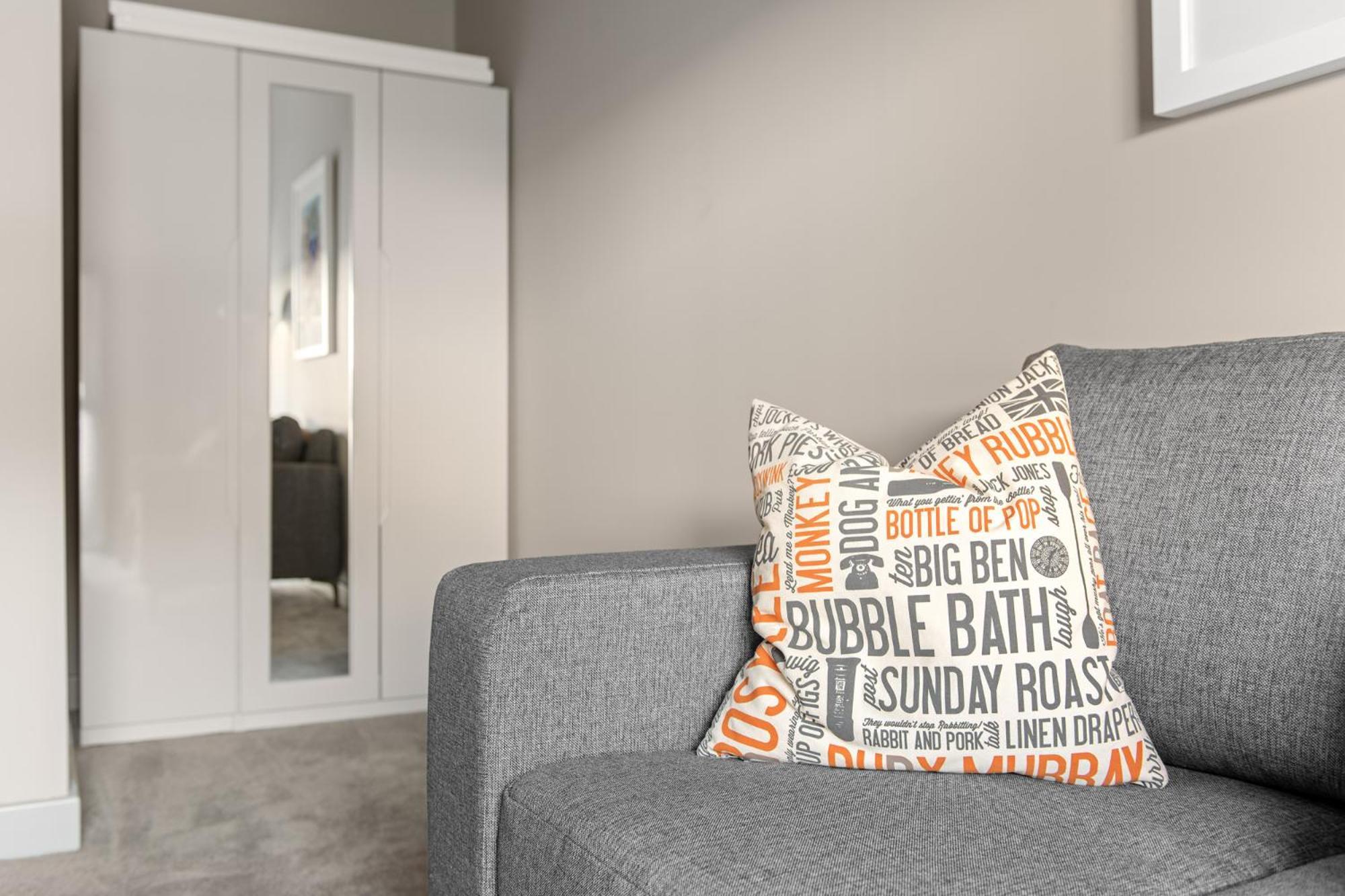 Дом отдыха Brand New 1-bed Flat Steps From Clifton Ntu Campus *