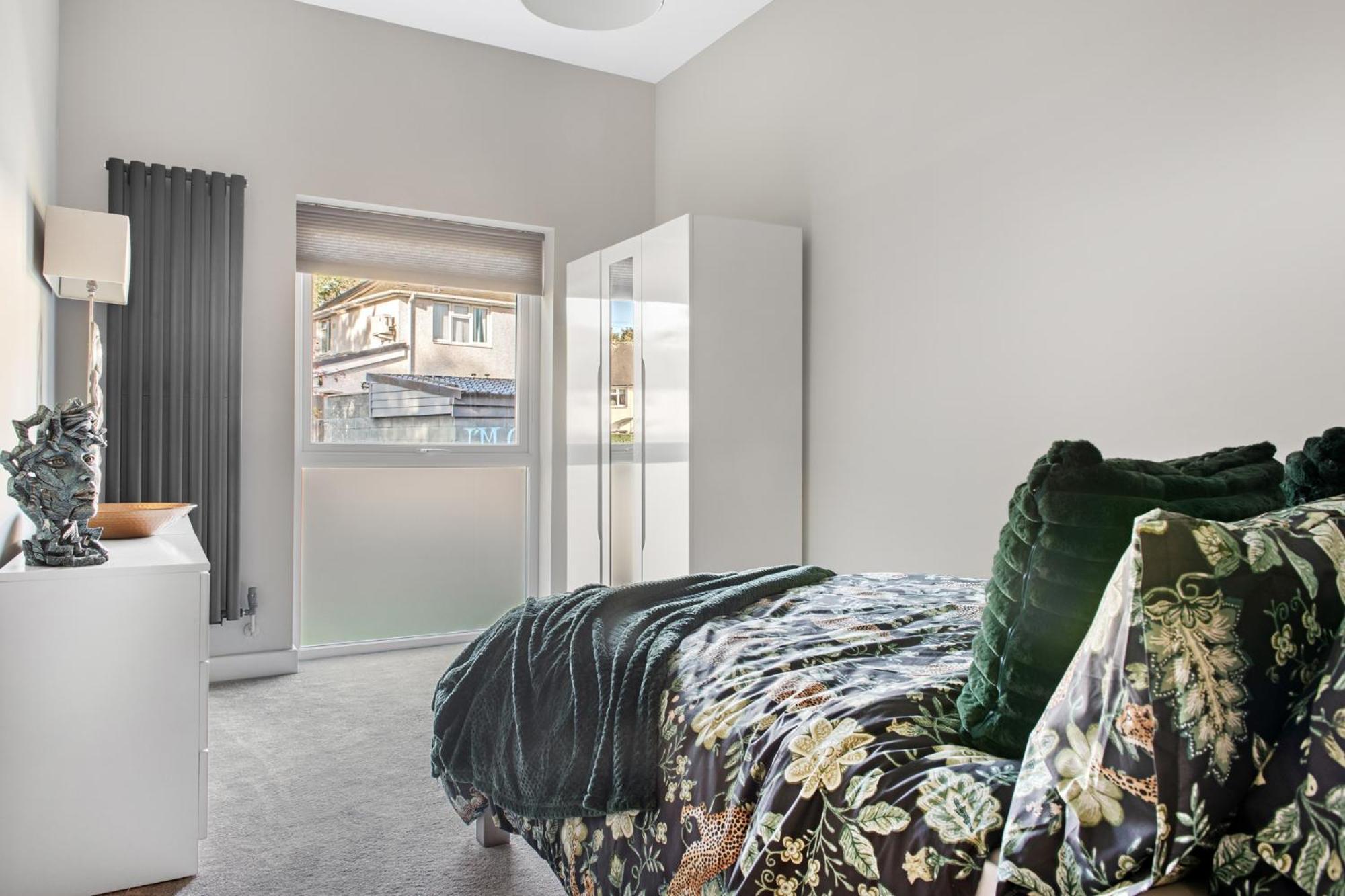 Дом отдыха Brand New 1-bed Flat Steps From Clifton Ntu Campus *