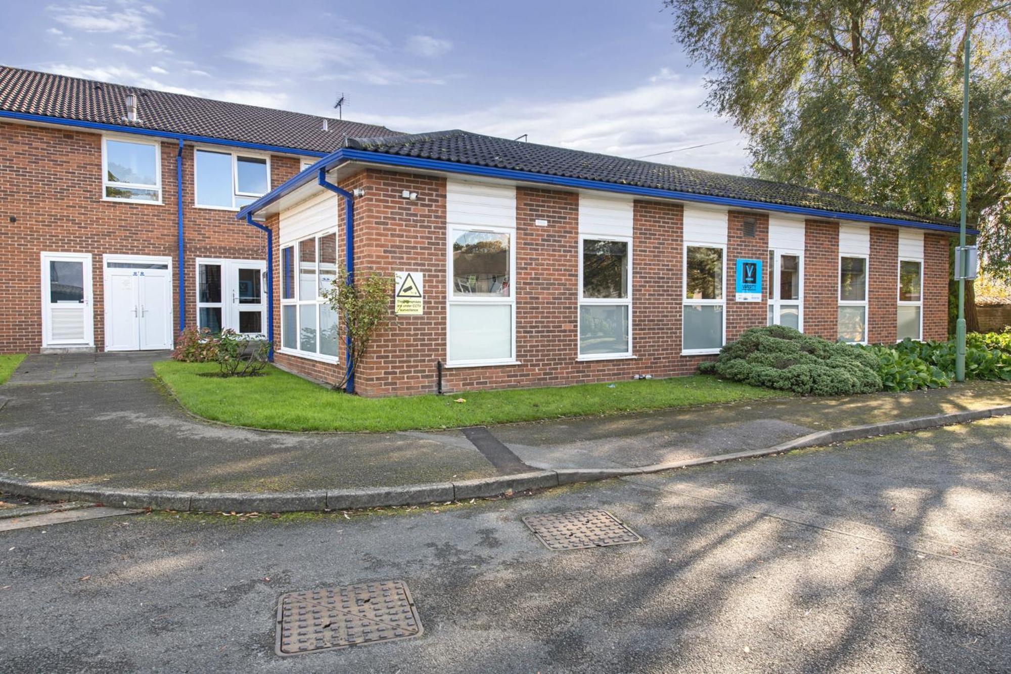 Brand New 1-bed Flat Steps From Clifton Ntu Campus